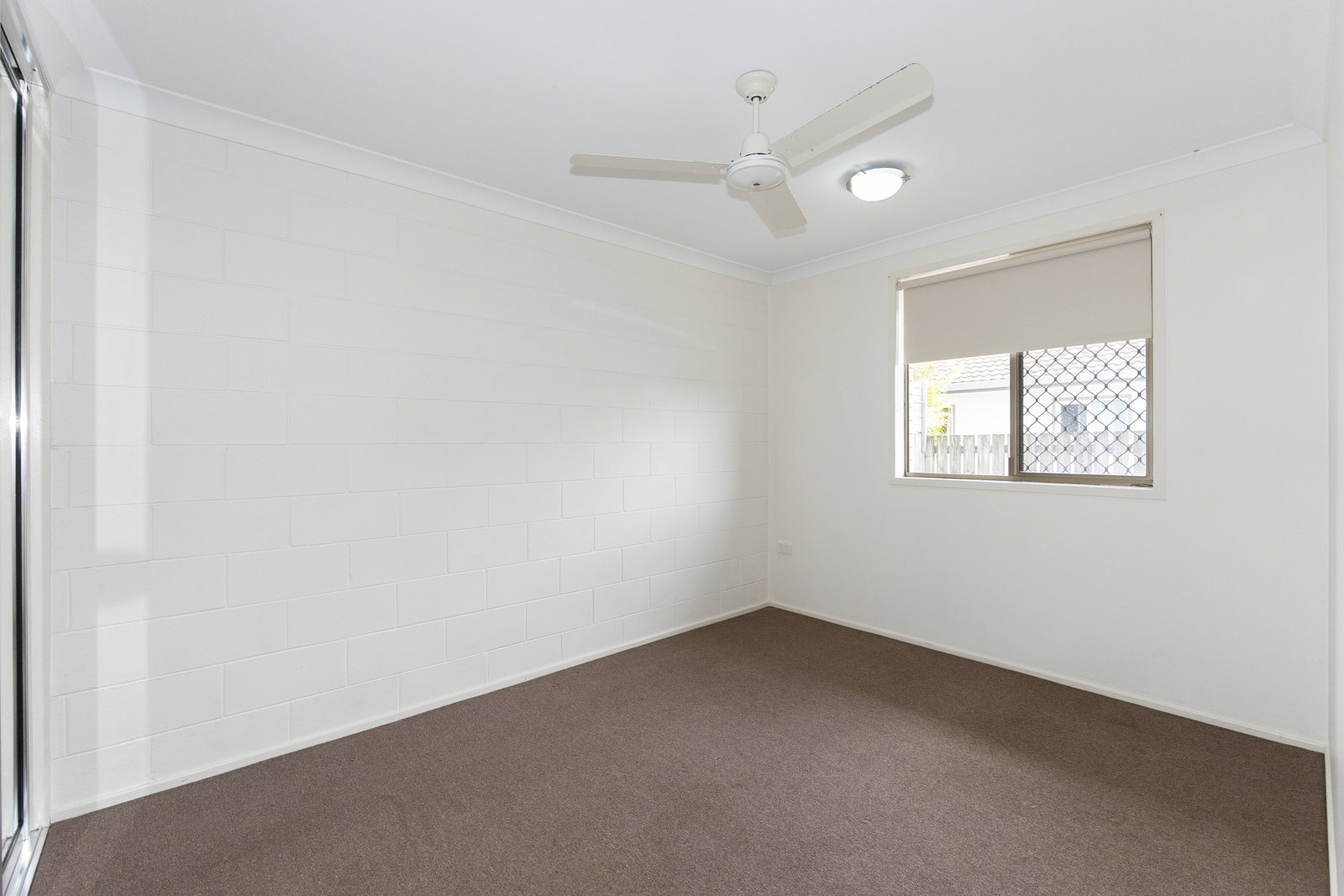 2/50 Holland Street, Bargara  QLD  4670
