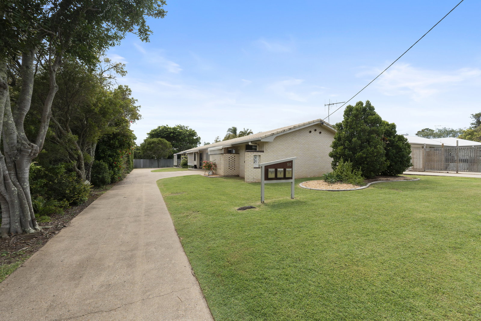 2/50 Holland Street, Bargara  QLD  4670