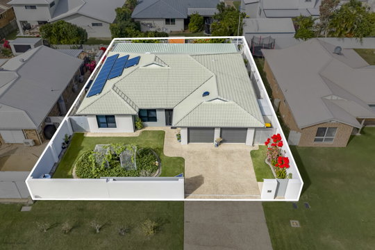 25 Oceanview Street, Bargara  QLD  4670