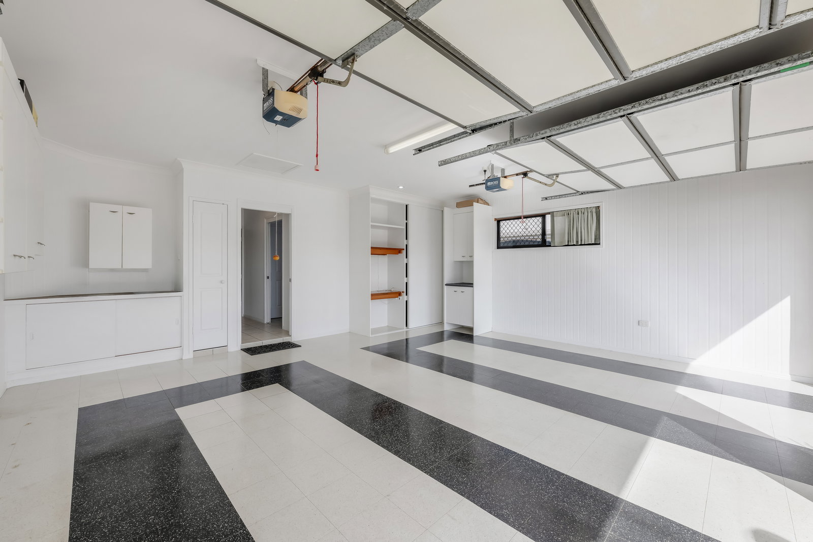 25 Oceanview Street, Bargara  QLD  4670