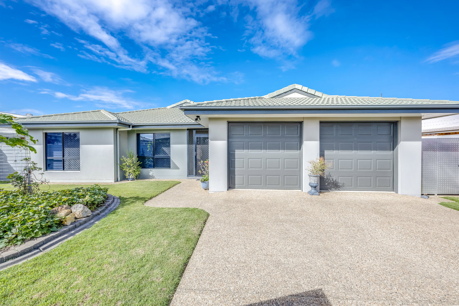 25 Oceanview Street, Bargara  QLD  4670