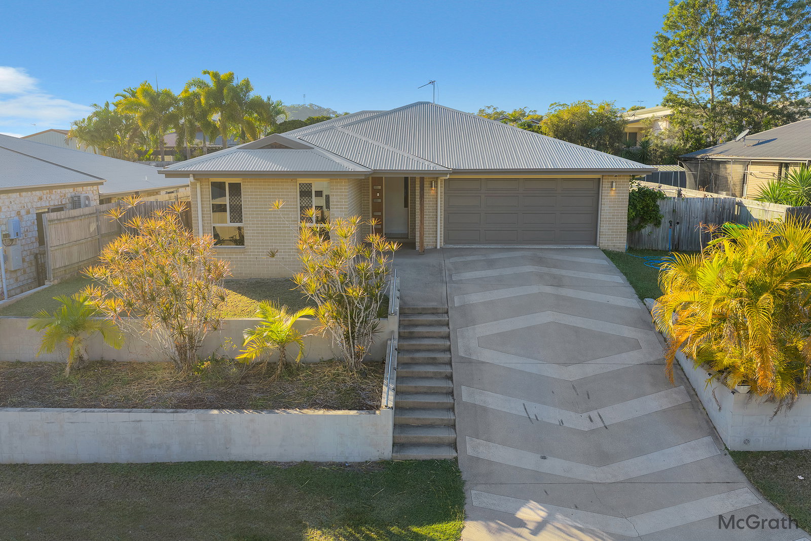 61 Koowin Drive, Kirkwood  QLD  4680
