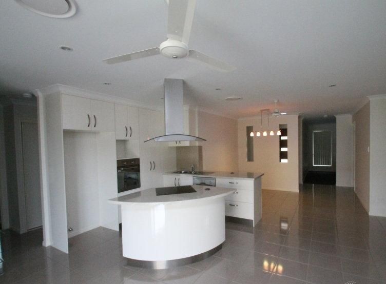 61 Koowin Drive, Kirkwood  QLD  4680
