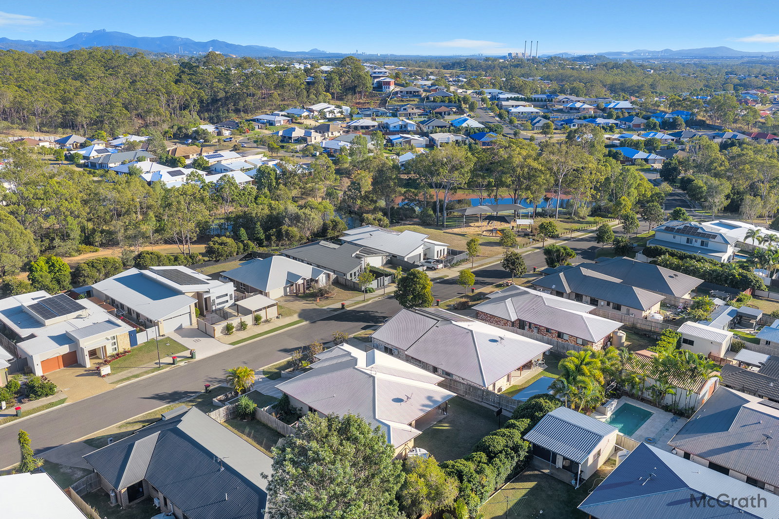 61 Koowin Drive, Kirkwood  QLD  4680
