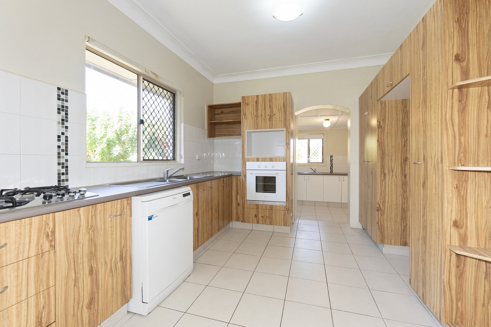 200 Walker Street, Svensson Heights  QLD  4670