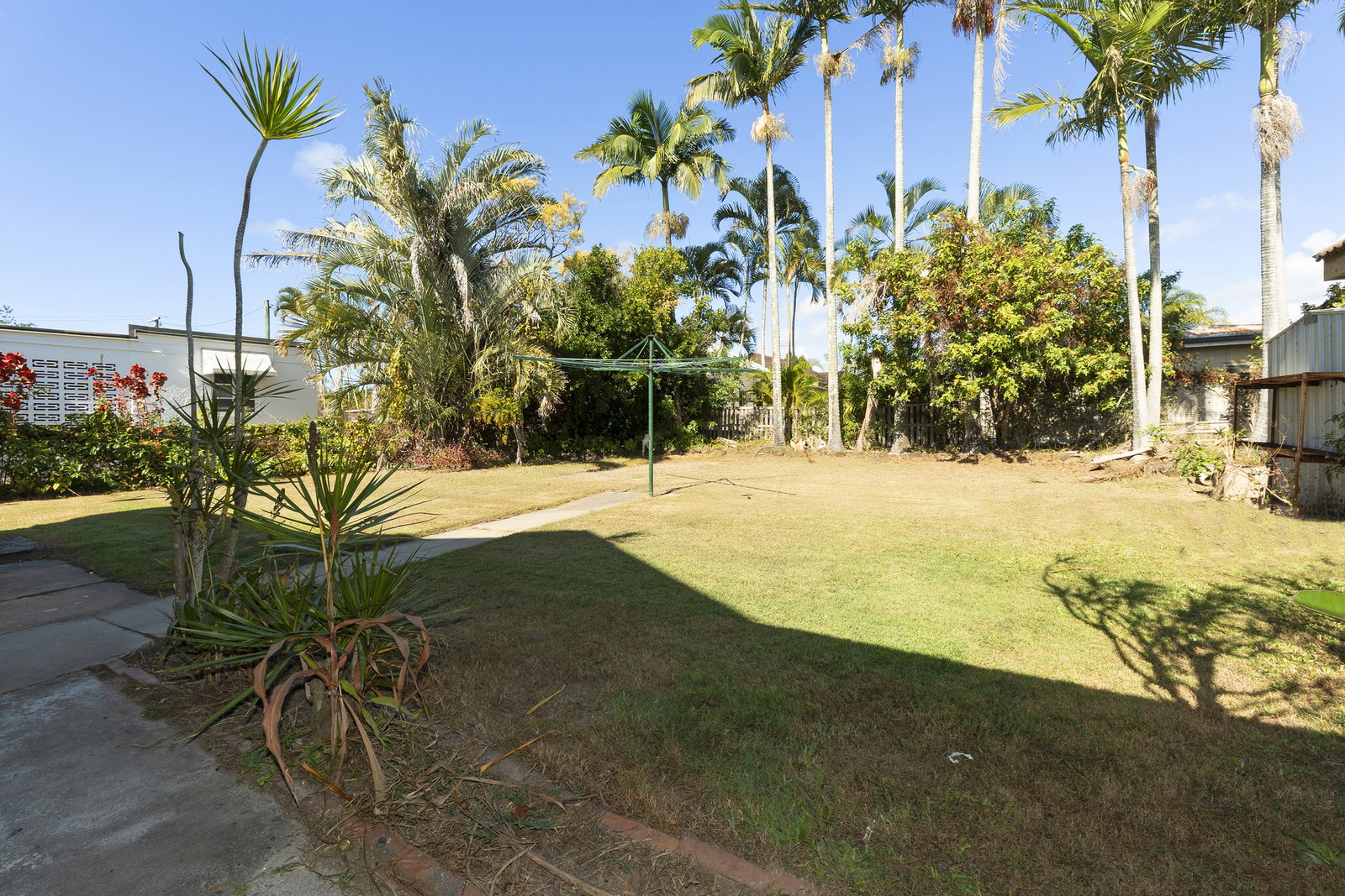 200 Walker Street, Svensson Heights  QLD  4670