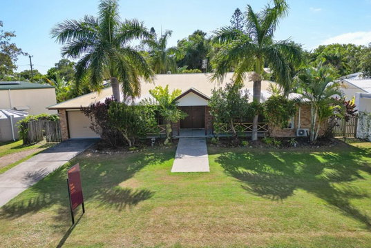 3 Jeffrey Court, Agnes Water  QLD  4677