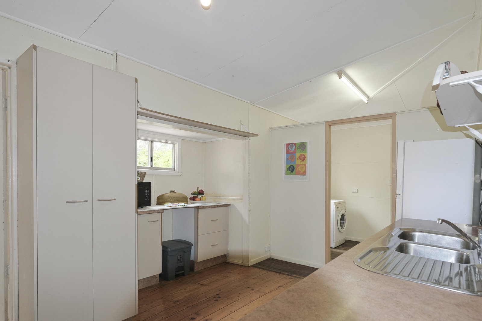 34030 Bruce Highway, McIlwraith  QLD  4671