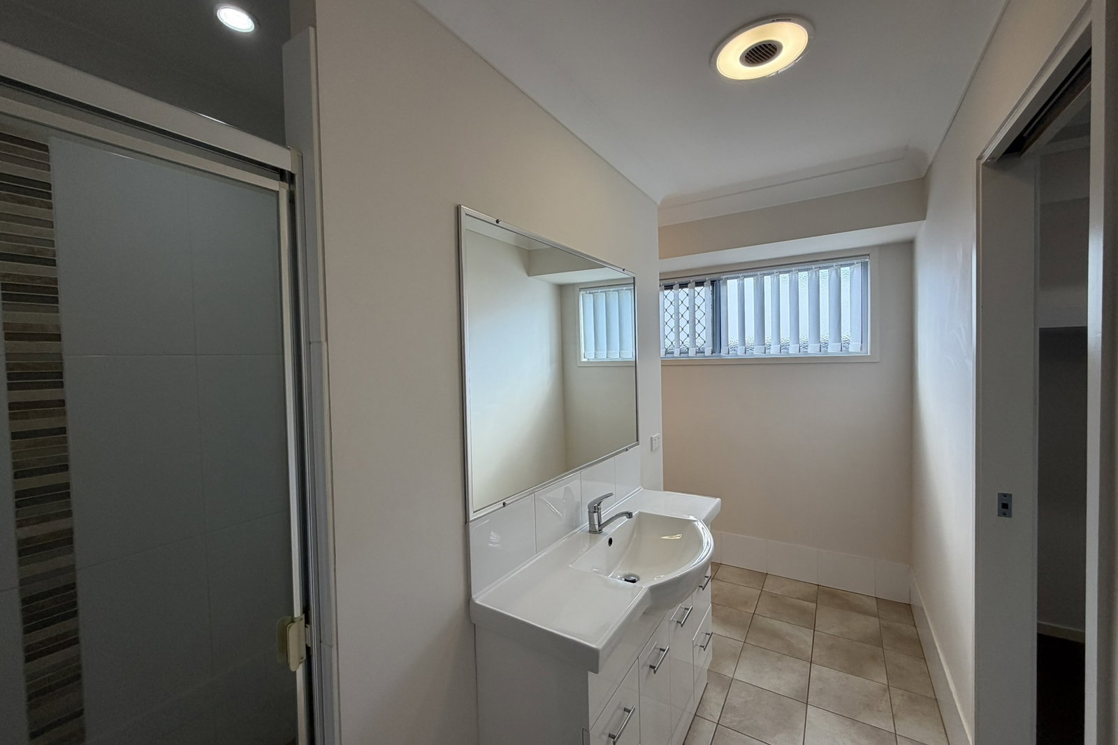 7 Isla Court, New Auckland  QLD  4680