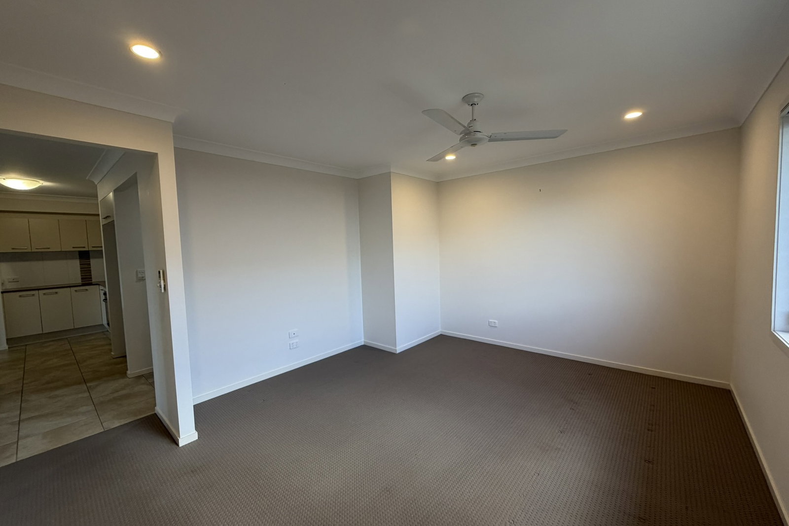 7 Isla Court, New Auckland  QLD  4680