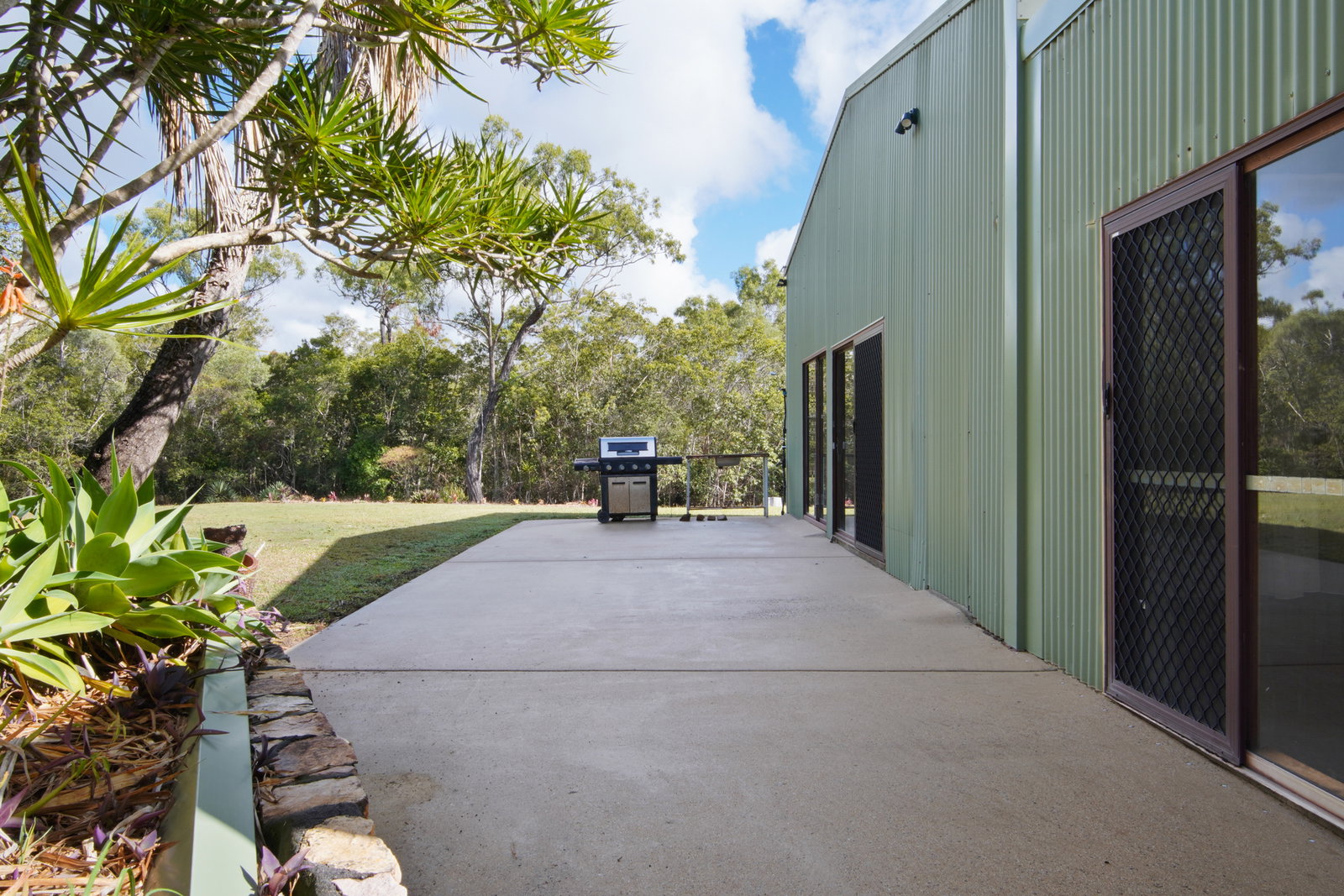 182 Rafting Ground Road, Agnes Water  QLD  4677
