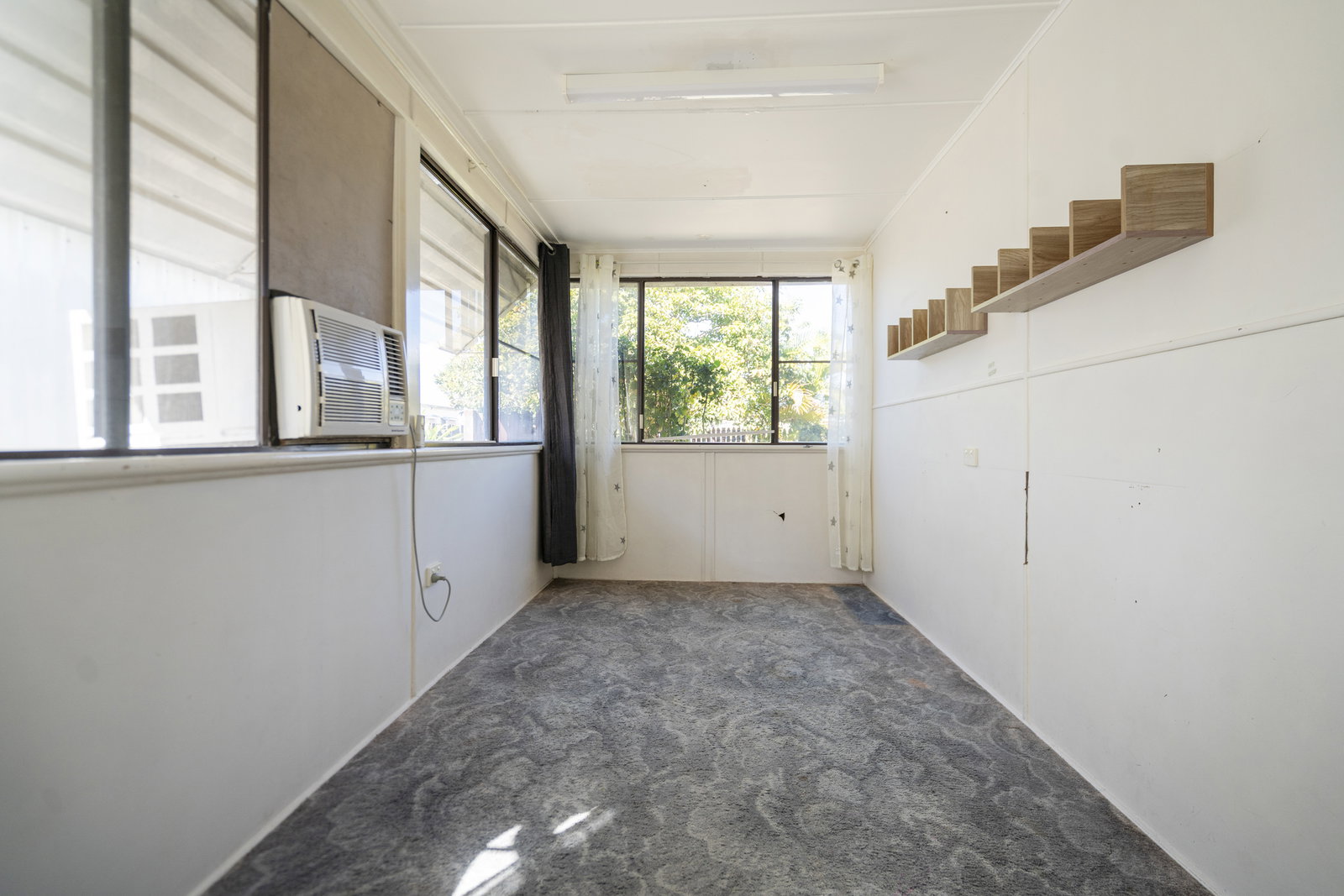 33 Burnett Street, Bundaberg South  QLD  4670