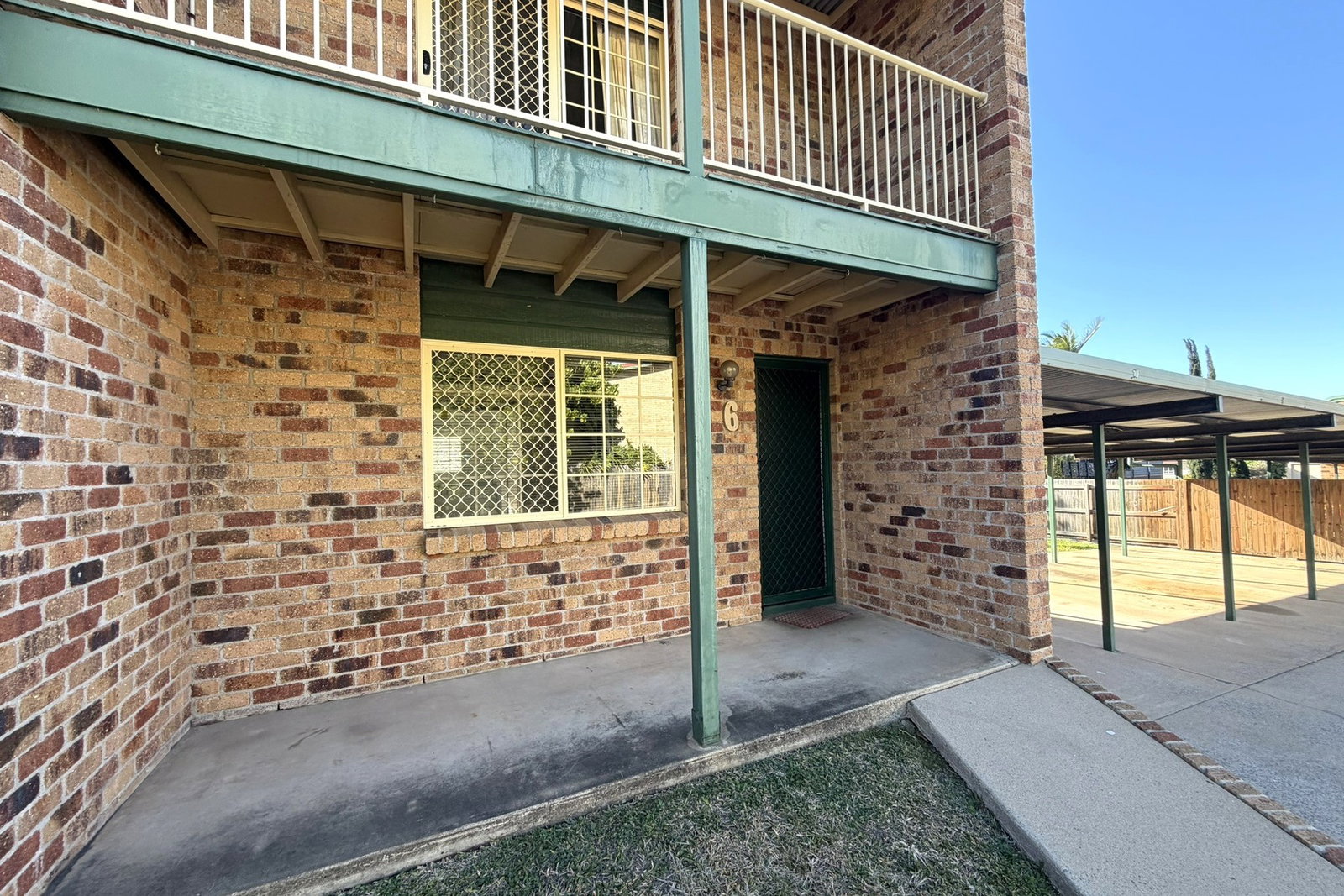 6/218 Auckland Street, Gladstone Central  QLD  4680