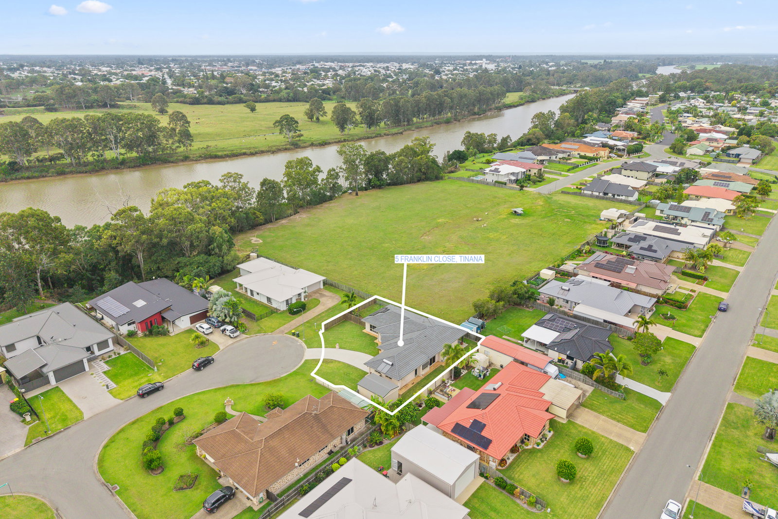 5 Franklin Close, Tinana  QLD  4650