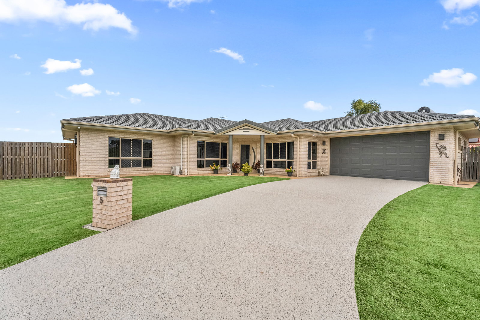 5 Franklin Close, Tinana  QLD  4650