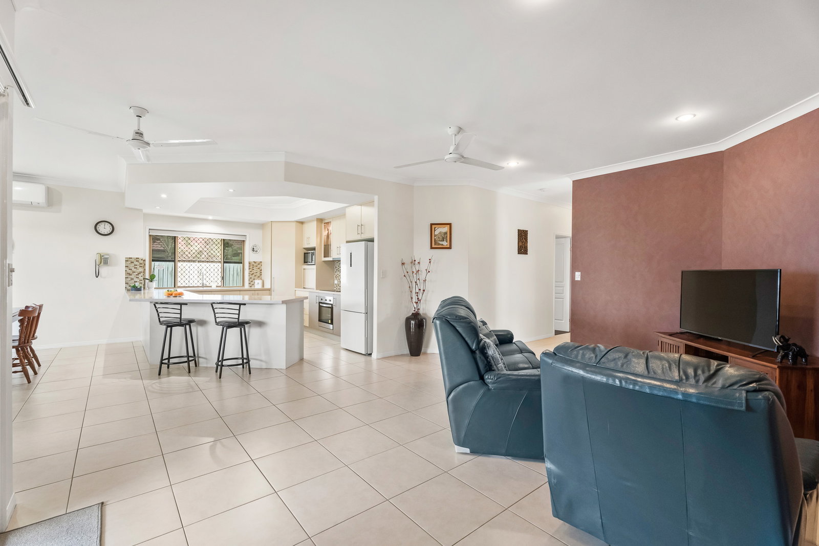 5 Franklin Close, Tinana  QLD  4650