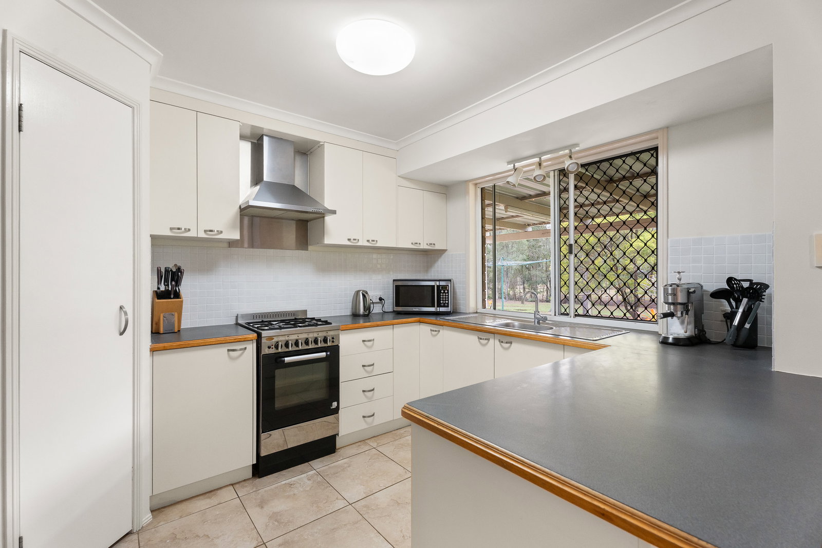 134 Eatonvale Road, Tinana  QLD  4650
