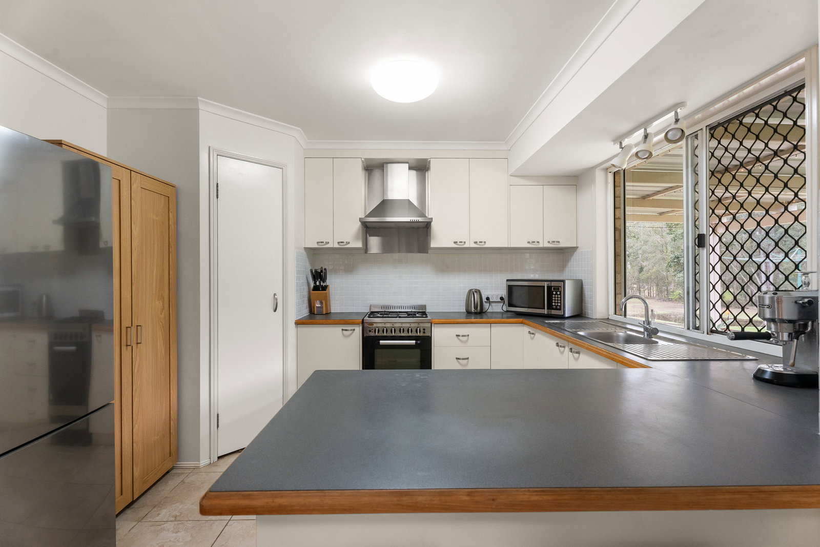 134 Eatonvale Road, Tinana  QLD  4650