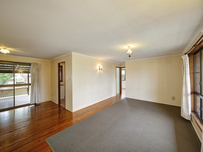 54 Glenview Crescent, AVOCA  QLD  4670