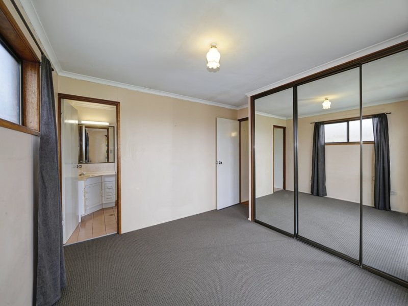 54 Glenview Crescent, AVOCA  QLD  4670