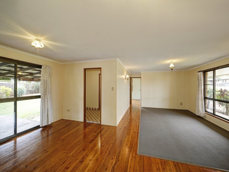 54 Glenview Crescent, AVOCA  QLD  4670