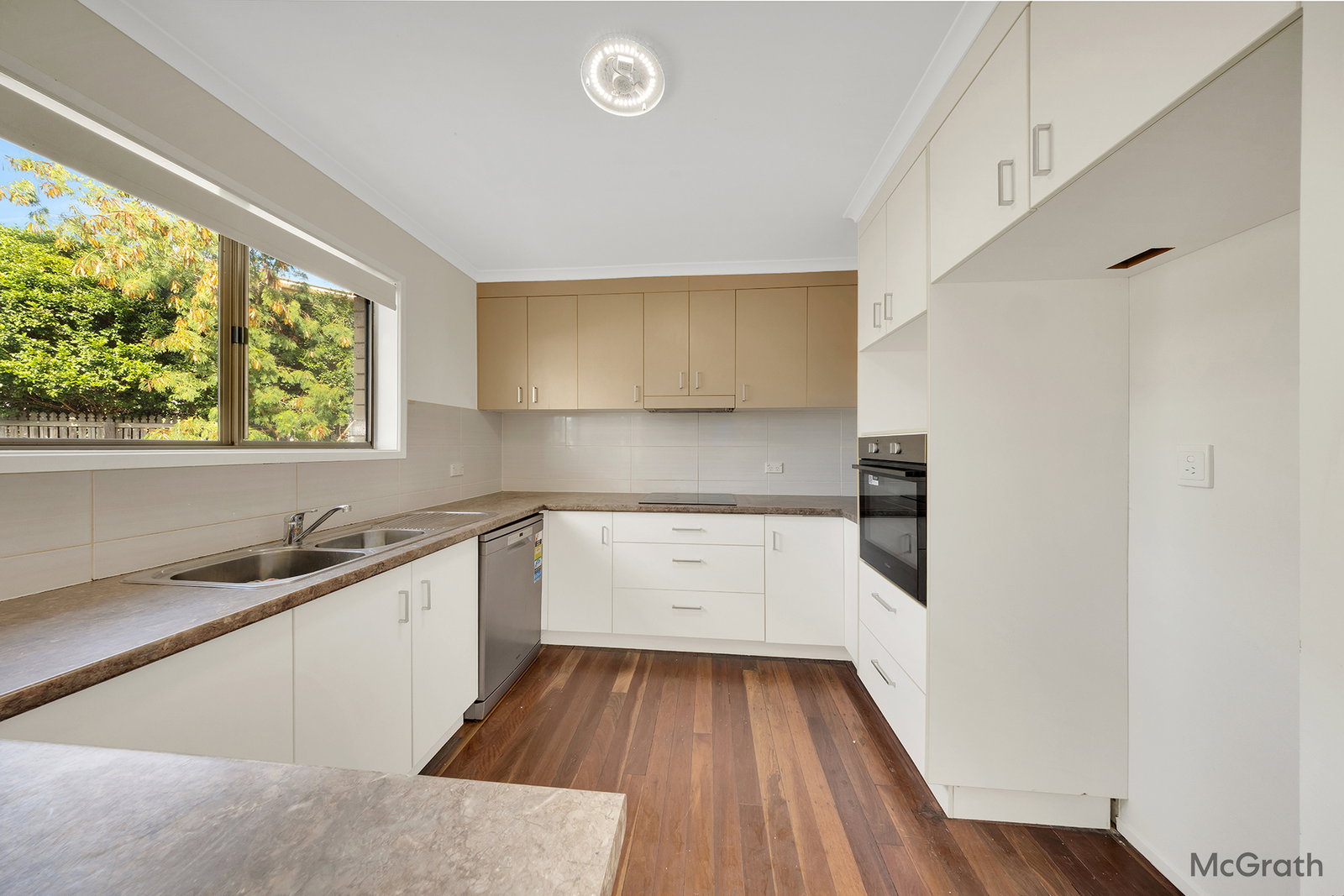 8 Quandong Court, Kin Kora  QLD  4680