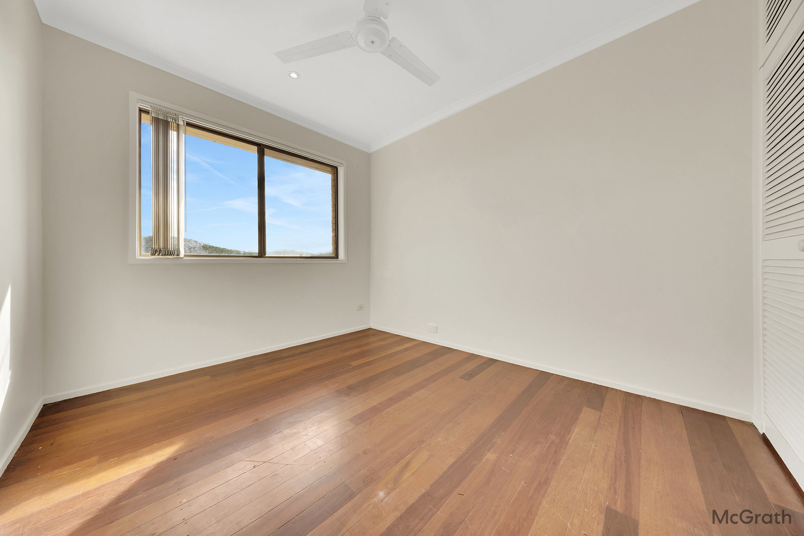 8 Quandong Court, Kin Kora  QLD  4680