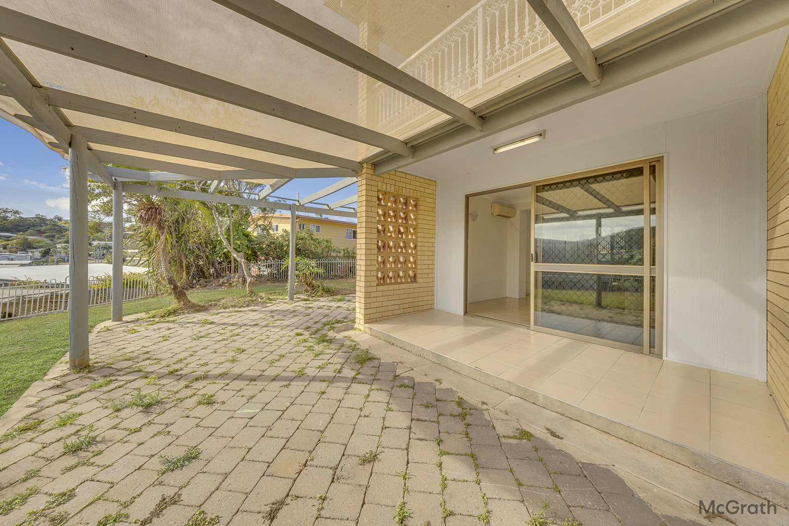 8 Quandong Court, Kin Kora  QLD  4680