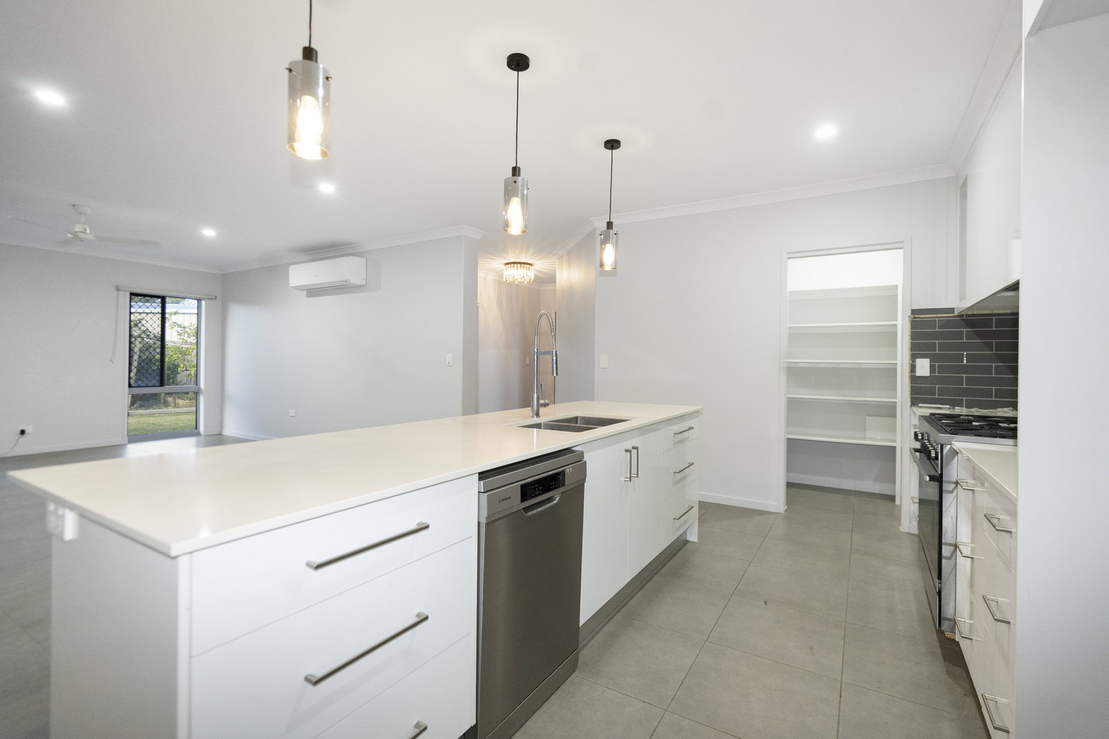 7 Zucchero Lane, Ashfield  QLD  4670