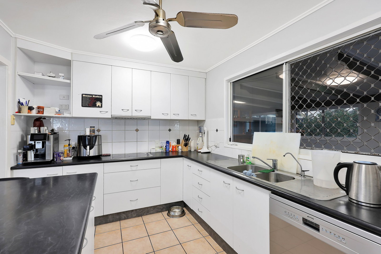 10A River Terrace, Millbank  QLD  4670