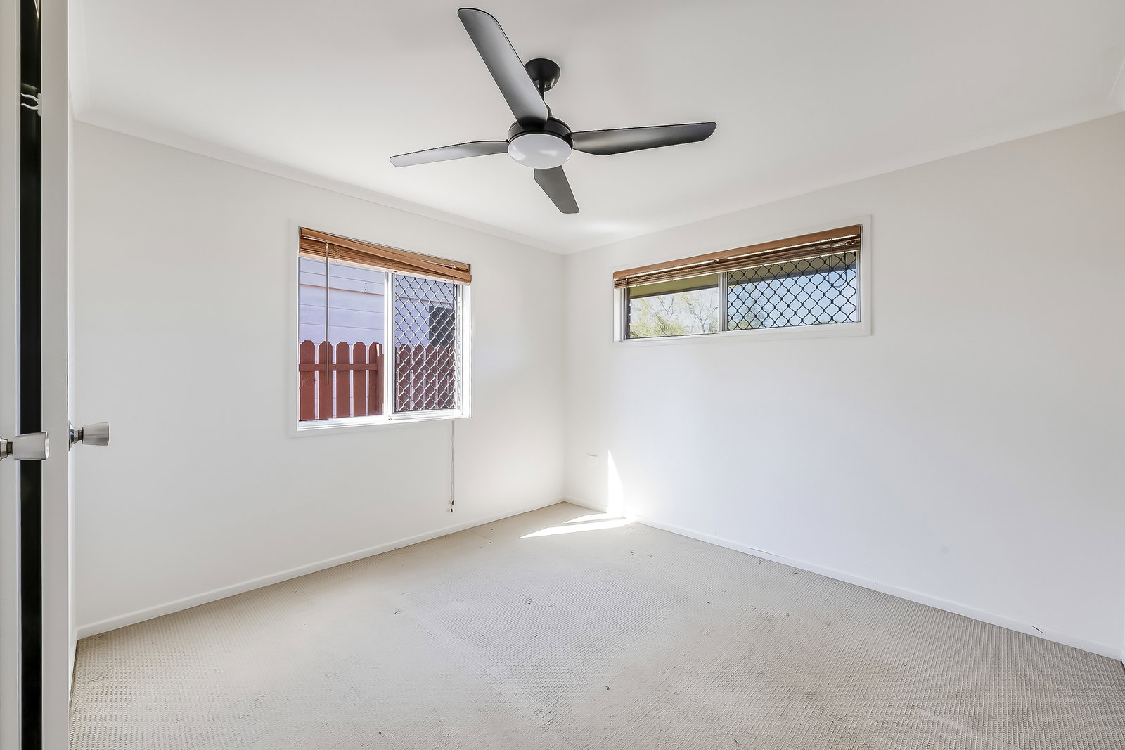 2/28 Sunset Drive, Thabeban  QLD  4670