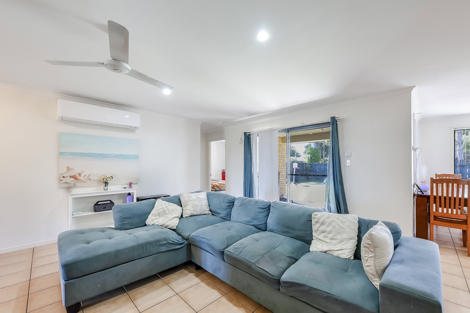 90 Clearview Avenue, Thabeban  QLD  4670