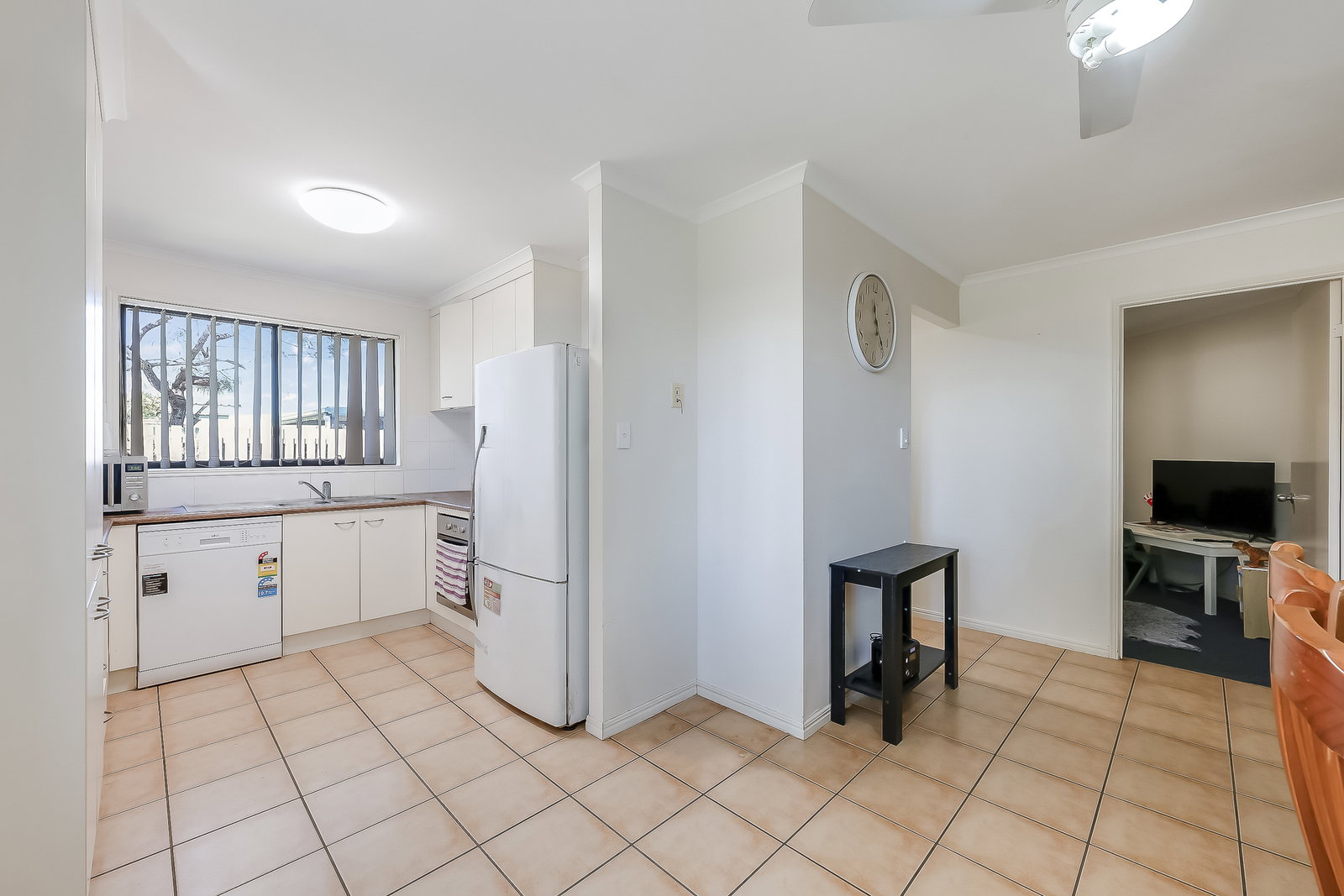 90 Clearview Avenue, Thabeban  QLD  4670
