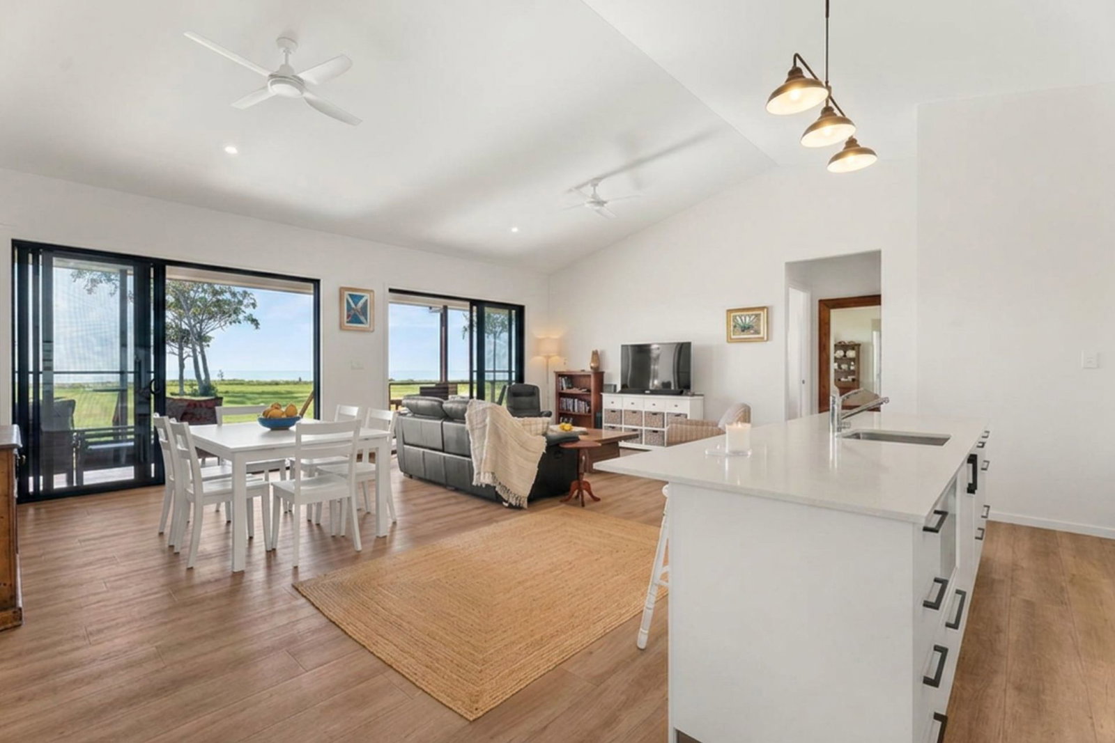 7 Volute Way, Burrum Heads  QLD  4659