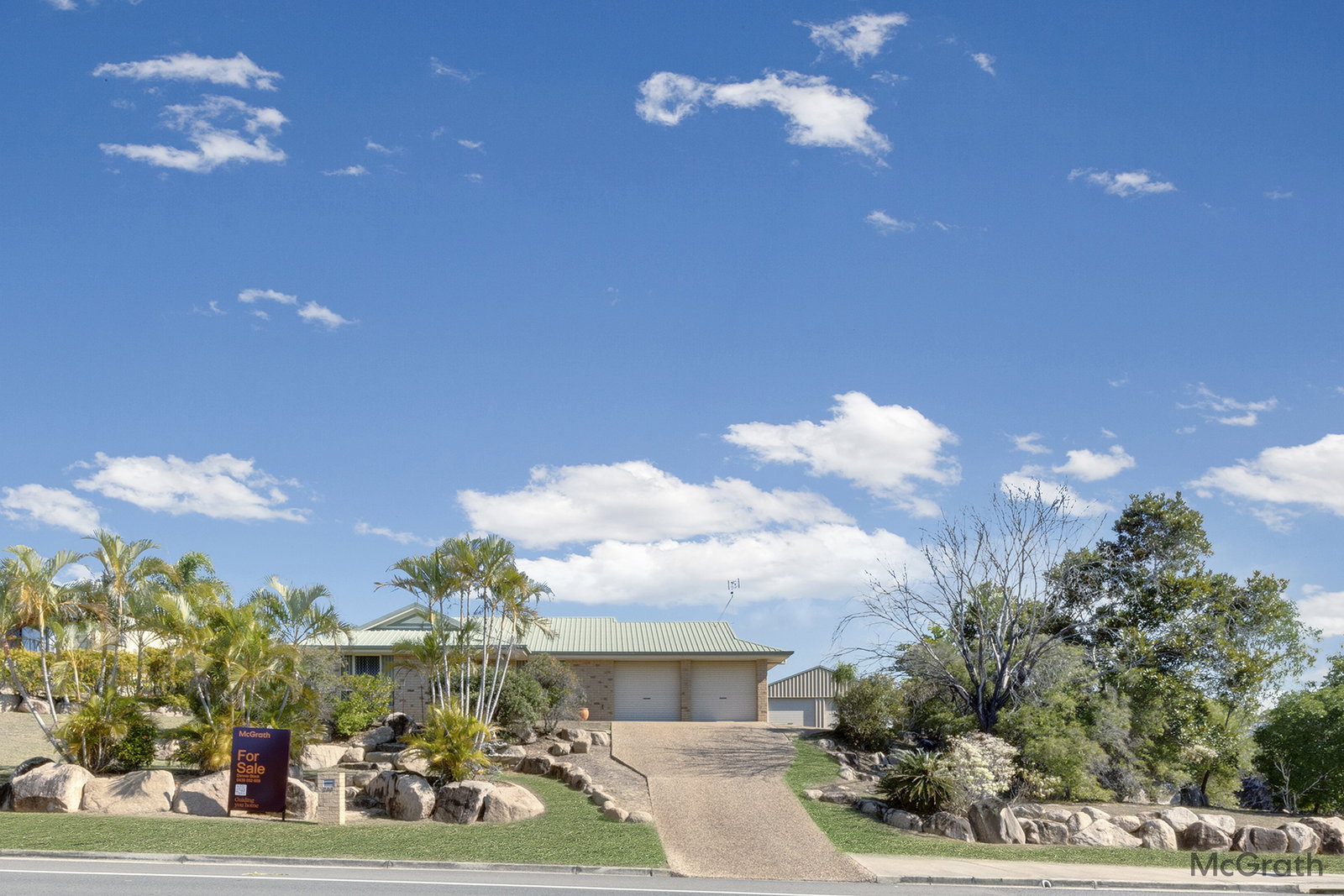 200 J Hickey Avenue, Clinton  QLD  4680