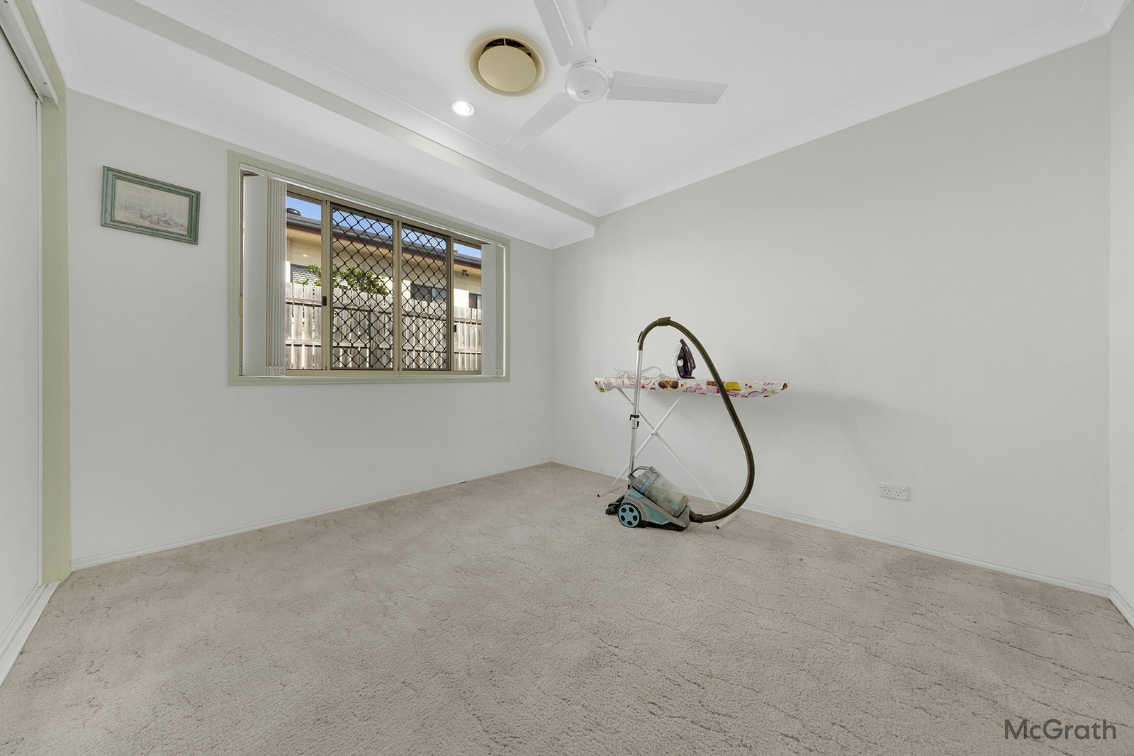 200 J Hickey Avenue, Clinton  QLD  4680