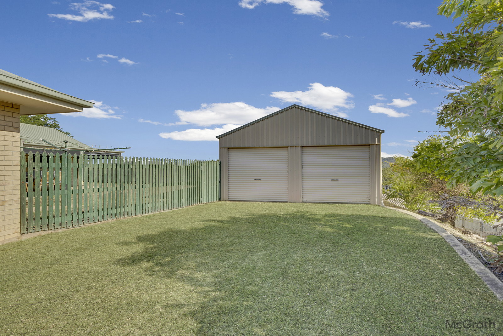 200 J Hickey Avenue, Clinton  QLD  4680