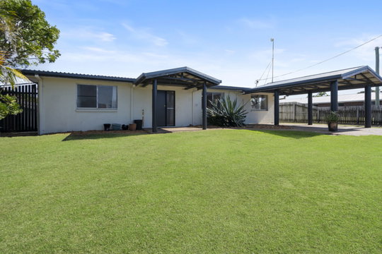 8 Badilla Street, Innes Park  QLD  4670