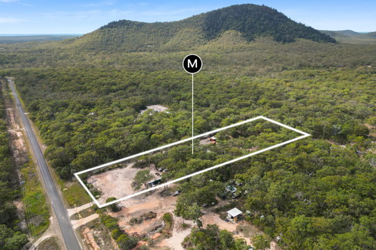 473 Lady Elliot Drive, Round Hill  QLD  4677