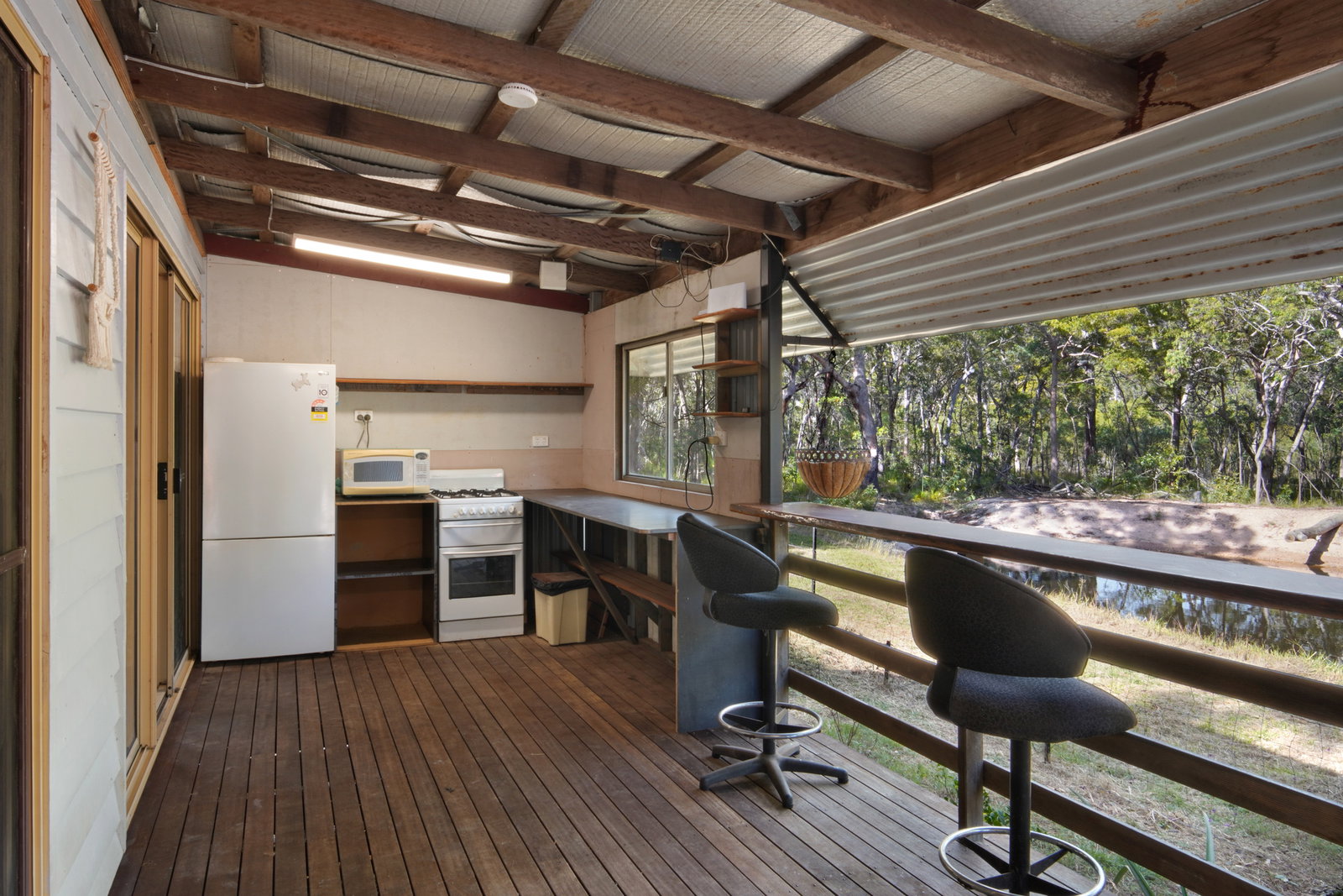 473 Lady Elliot Drive, Round Hill  QLD  4677