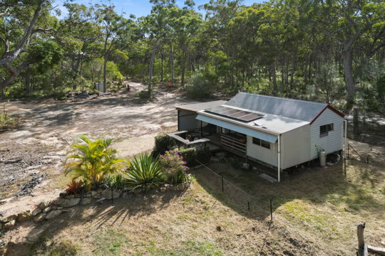 473 Lady Elliot Drive, Round Hill  QLD  4677