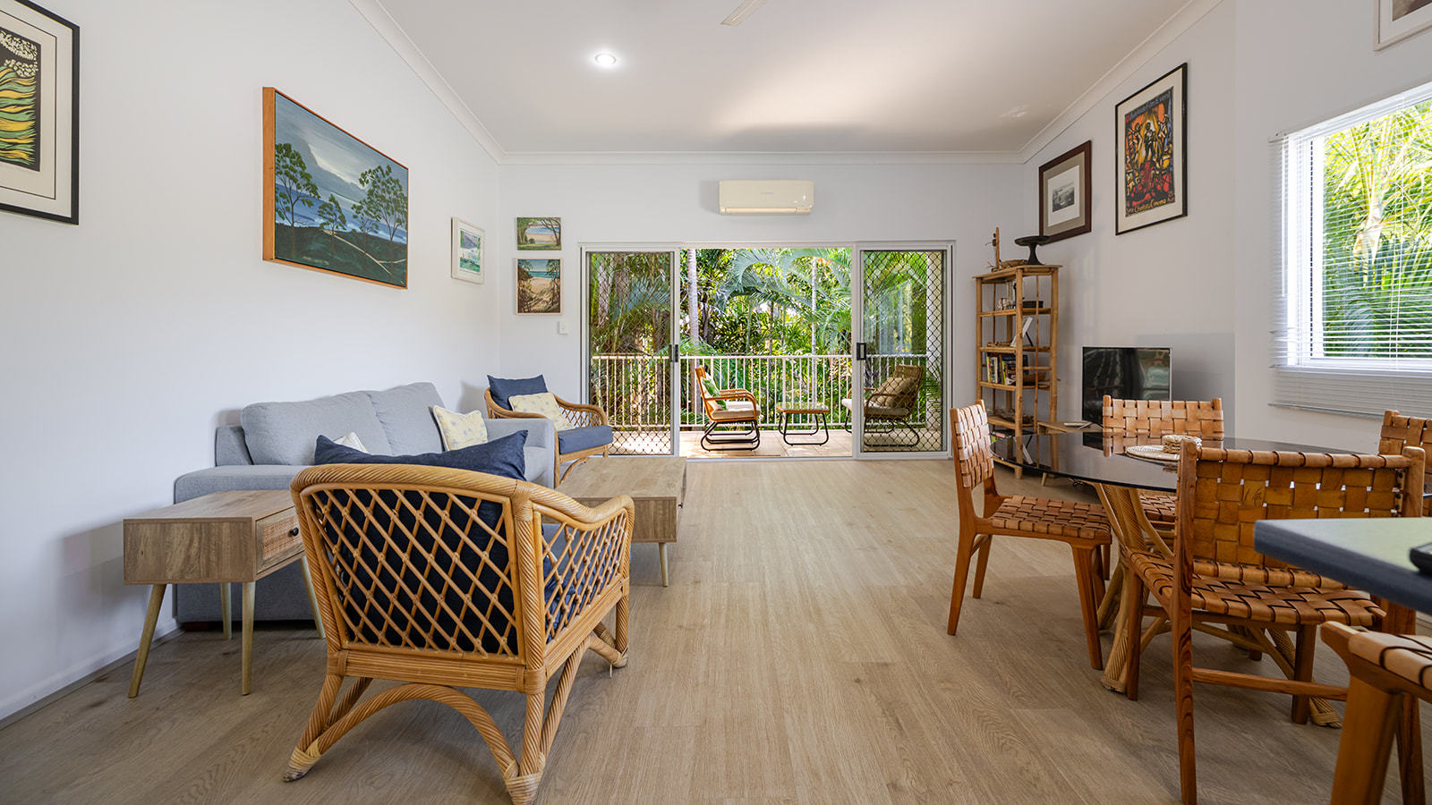8/4 Ocean Beach Drive, Agnes Water  QLD  4677