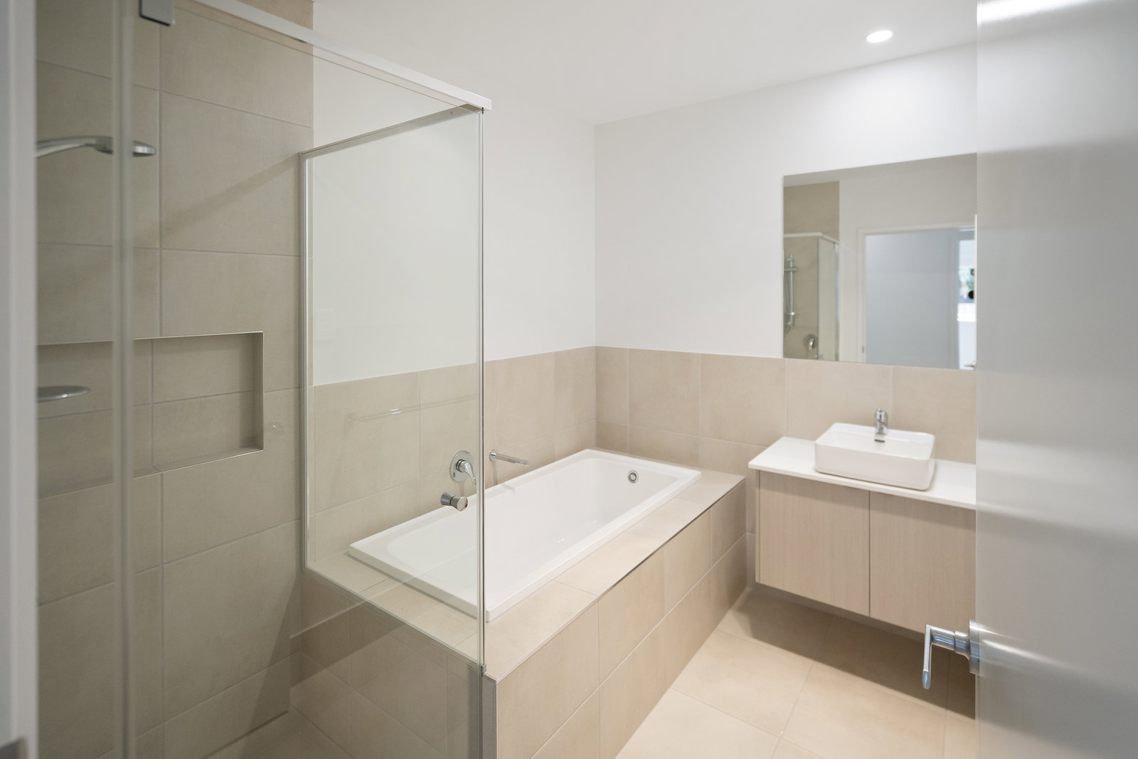 2/43a Powers Street, Bundaberg West  QLD  4670