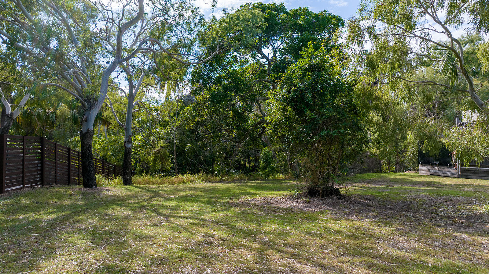 1/12 Ocean Beach Drive, Agnes Water  QLD  4677