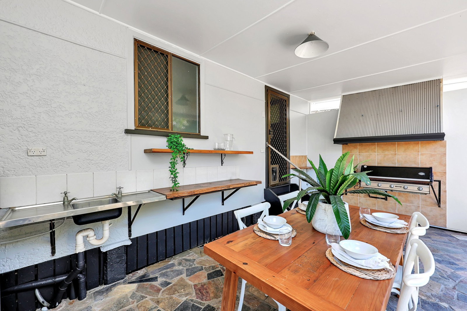 36 Bingera Street, Bundaberg West  QLD  4670