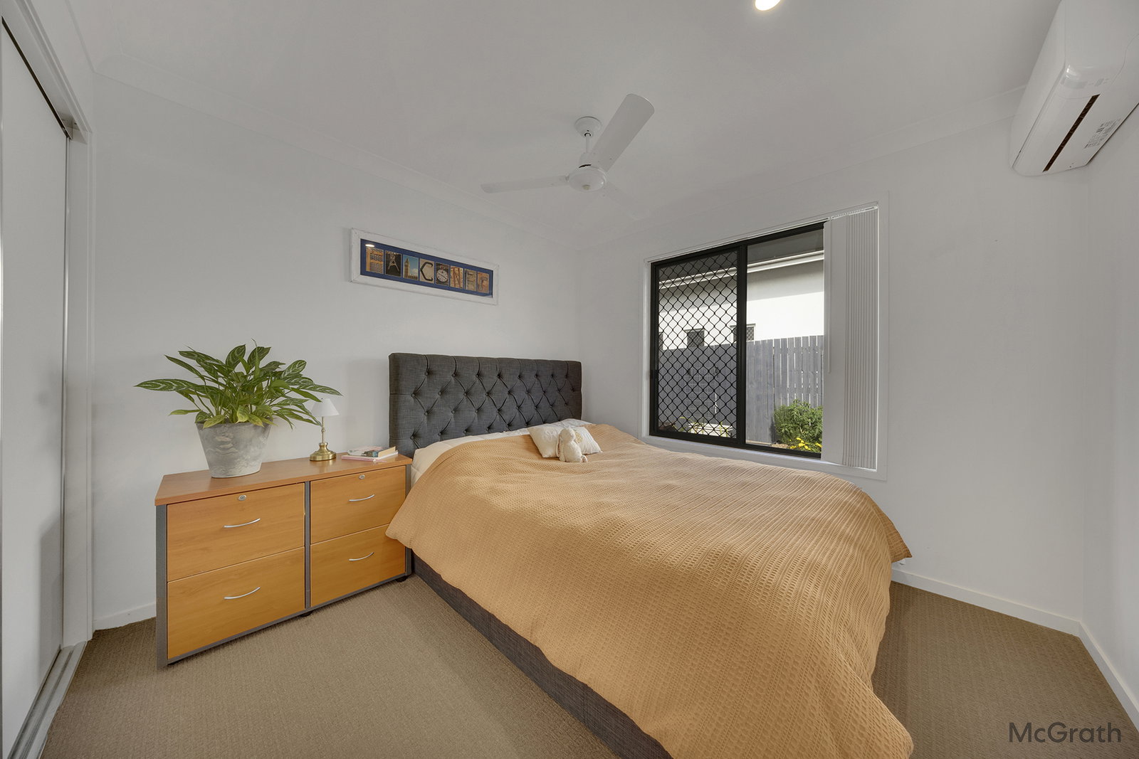 5 Grasstree Crescent, Kirkwood  QLD  4680