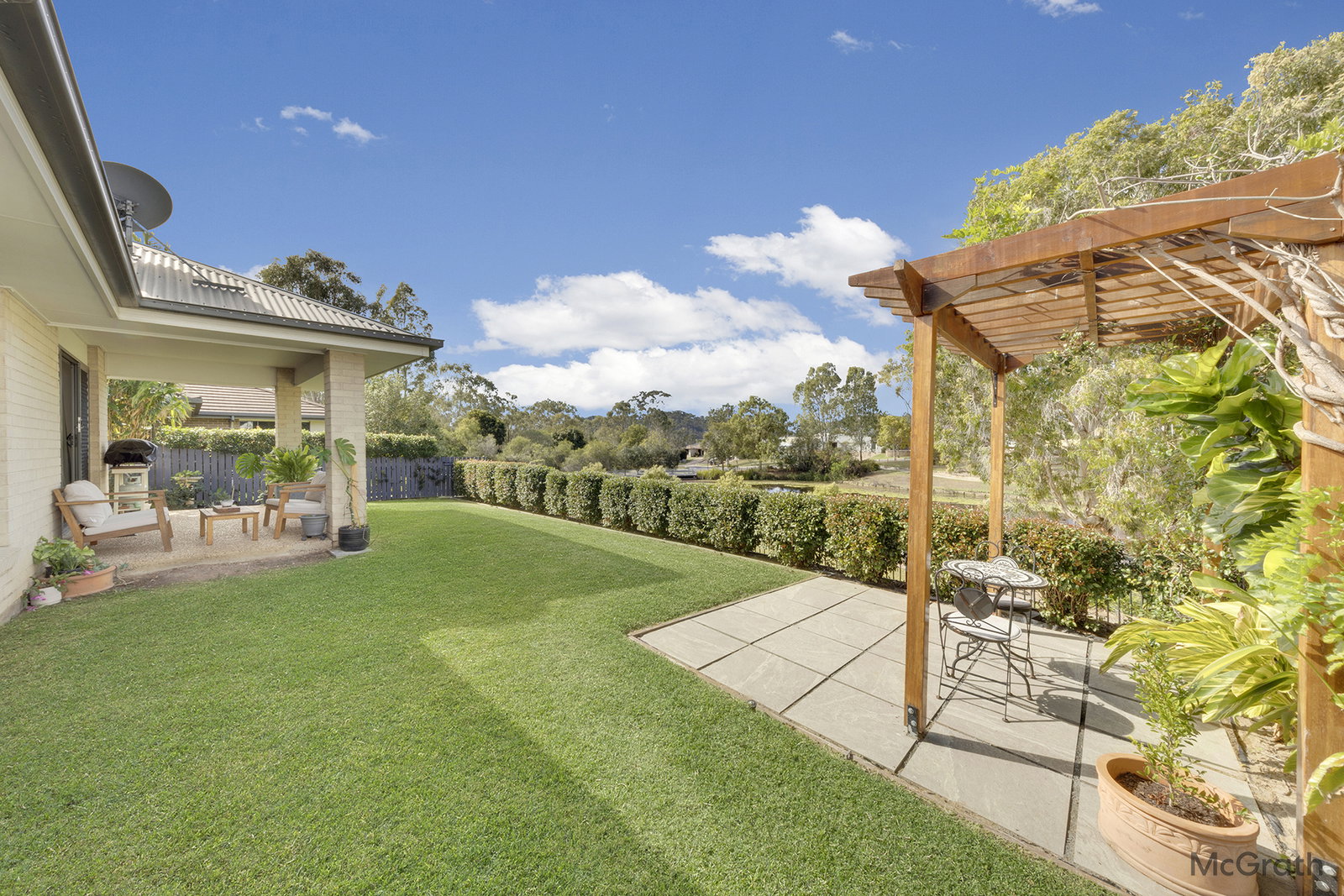 5 Grasstree Crescent, Kirkwood  QLD  4680