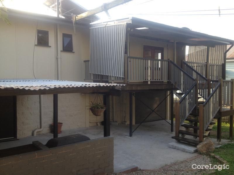 8 Geraldine Street, West Gladstone  QLD  4680
