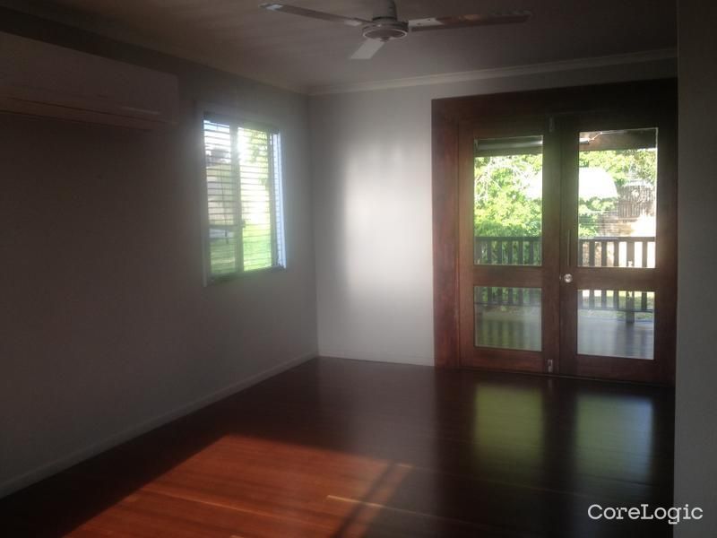 8 Geraldine Street, West Gladstone  QLD  4680