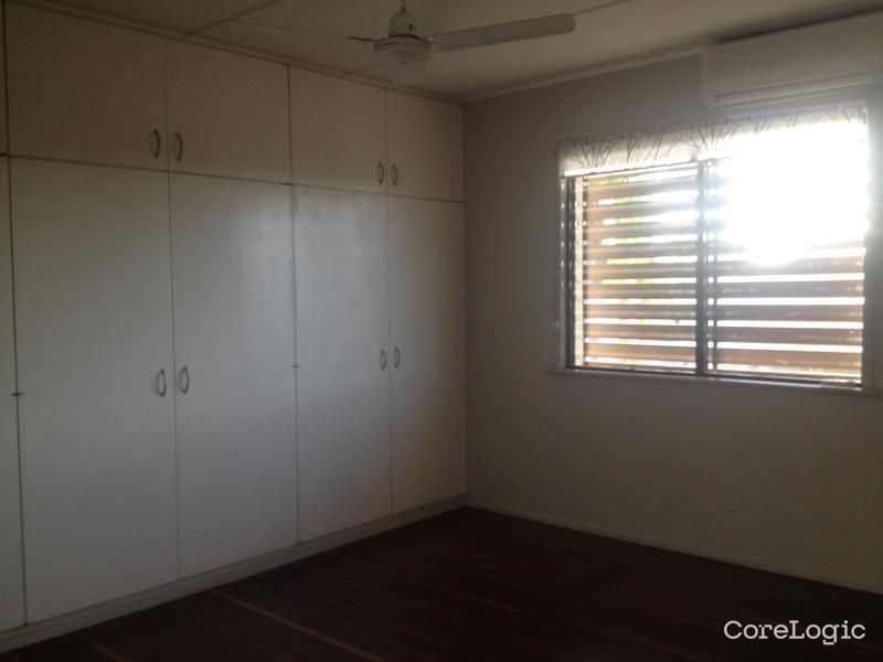 8 Geraldine Street, West Gladstone  QLD  4680